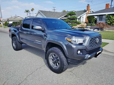 2018 Toyota Tacoma Double Cab TRD Sport Pickup 4D 5 ft