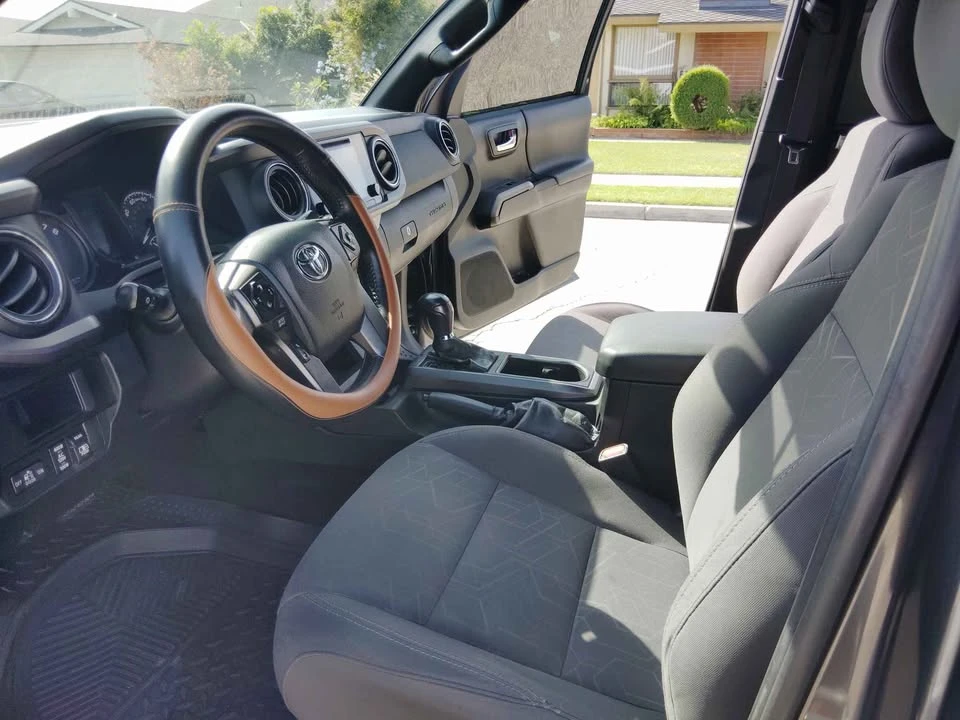 2018 Toyota Tacoma 3rd Gen - Image 13 of 17