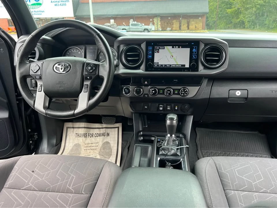 2018 Toyota Tacoma 3rd Gen - Image 14 of 20