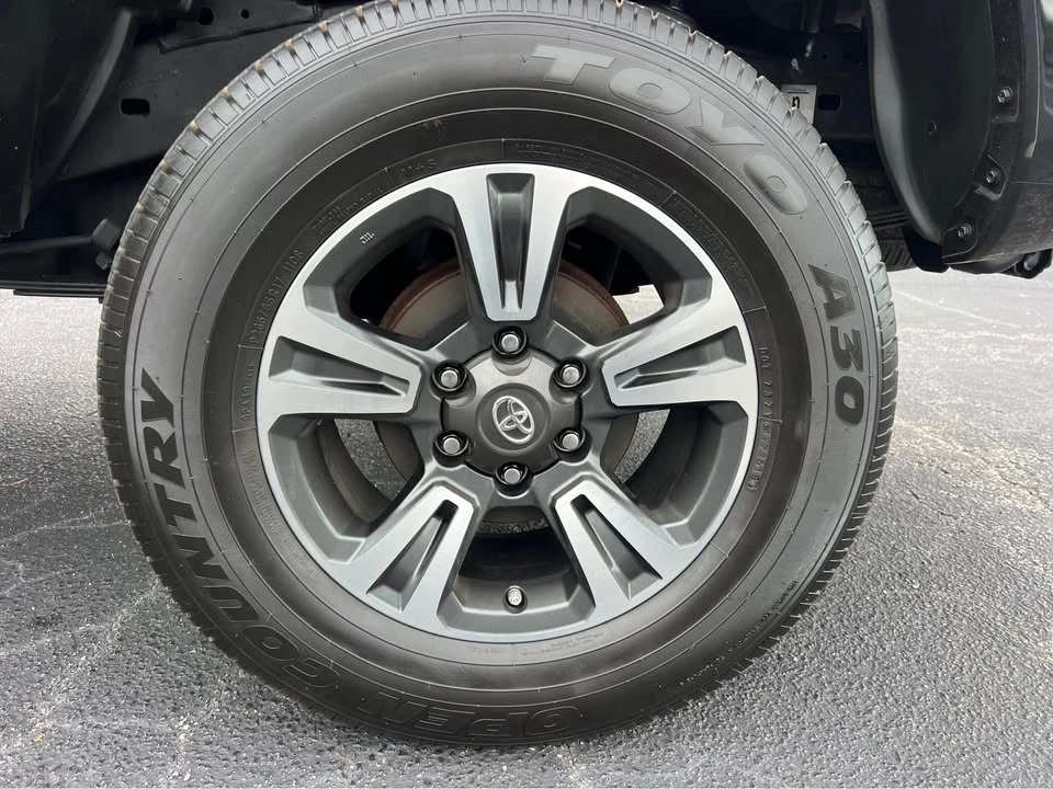 2018 Toyota Tacoma 3rd Gen - Image 7 of 20