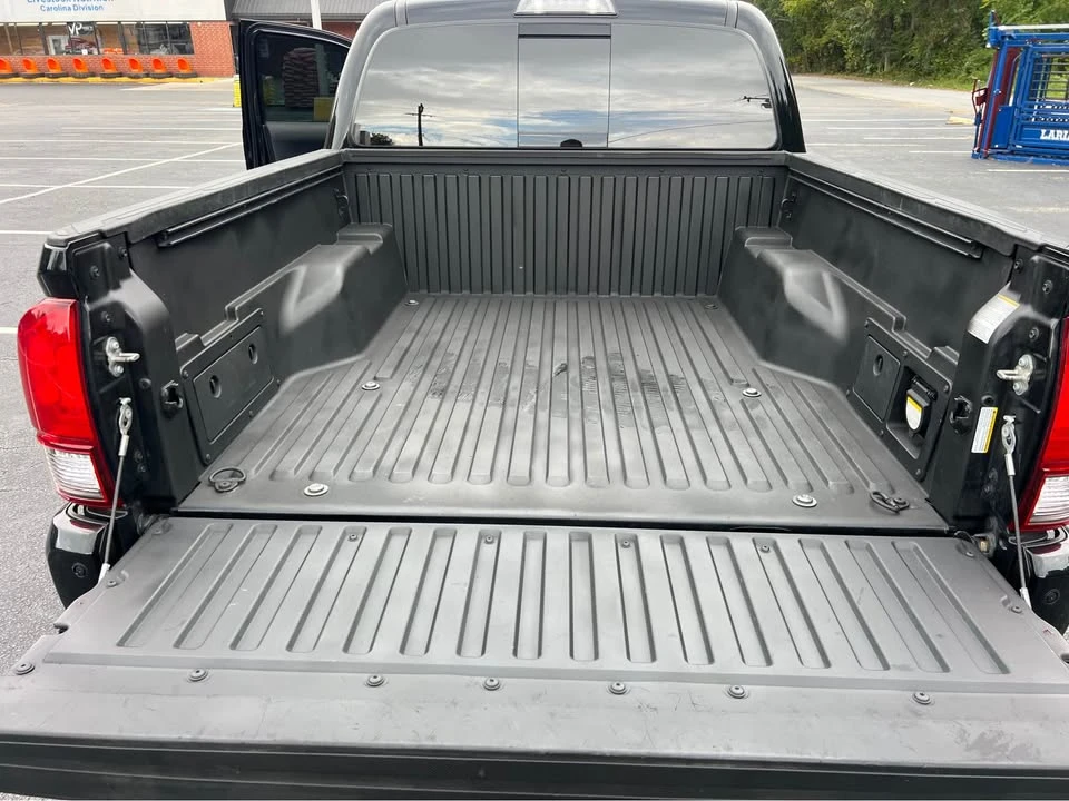 2018 Toyota Tacoma 3rd Gen - Image 9 of 20