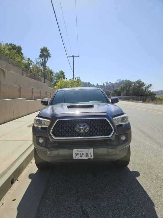 2018 Toyota Tacoma 3rd Gen - Image 9 of 20