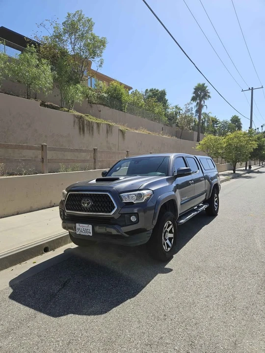 2018 Toyota Tacoma 3rd Gen - Image 10 of 20