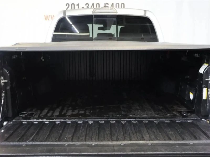 2018 Toyota Tacoma 3rd Gen - Image 7 of 12