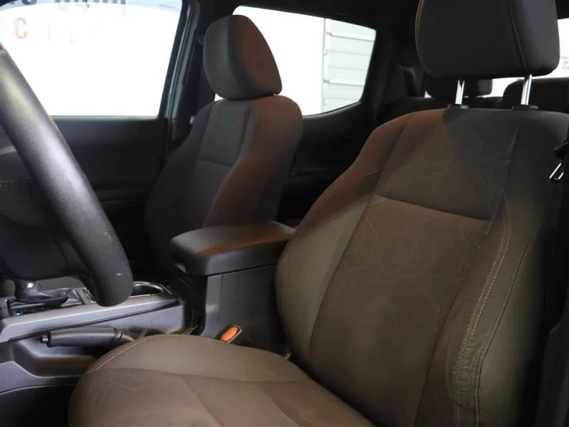 2018 Toyota Tacoma 3rd Gen - Image 10 of 12