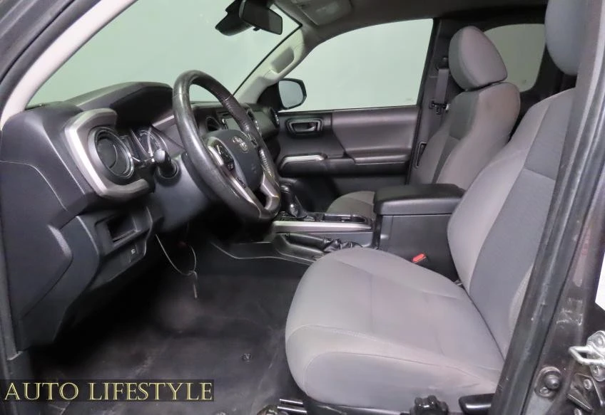 2018 Toyota Tacoma 3rd Gen - Image 19 of 21