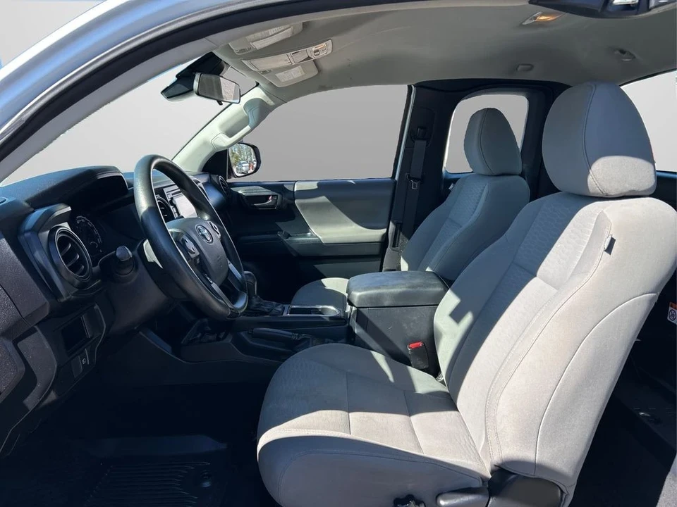 2018 Toyota Tacoma 3rd Gen - Image 9 of 12