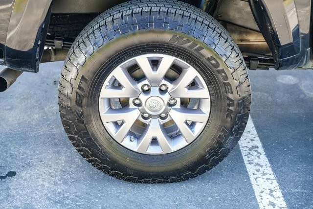 2018 Toyota Tacoma 3rd Gen - Image 10 of 21