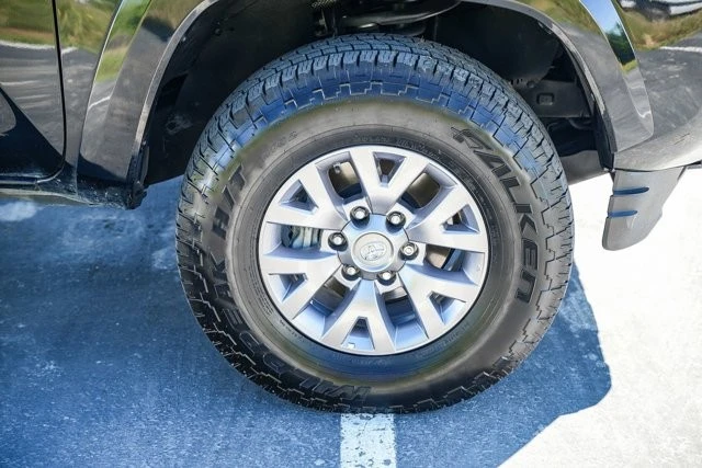 2018 Toyota Tacoma 3rd Gen - Image 9 of 21