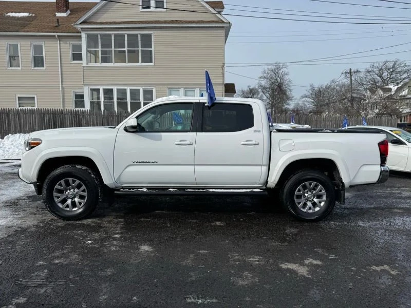 2018 Toyota Tacoma 3rd Gen - Image 7 of 12