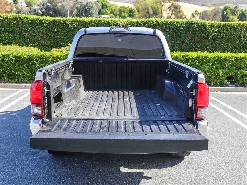 2018 Toyota Tacoma 3rd Gen - Image 9 of 21