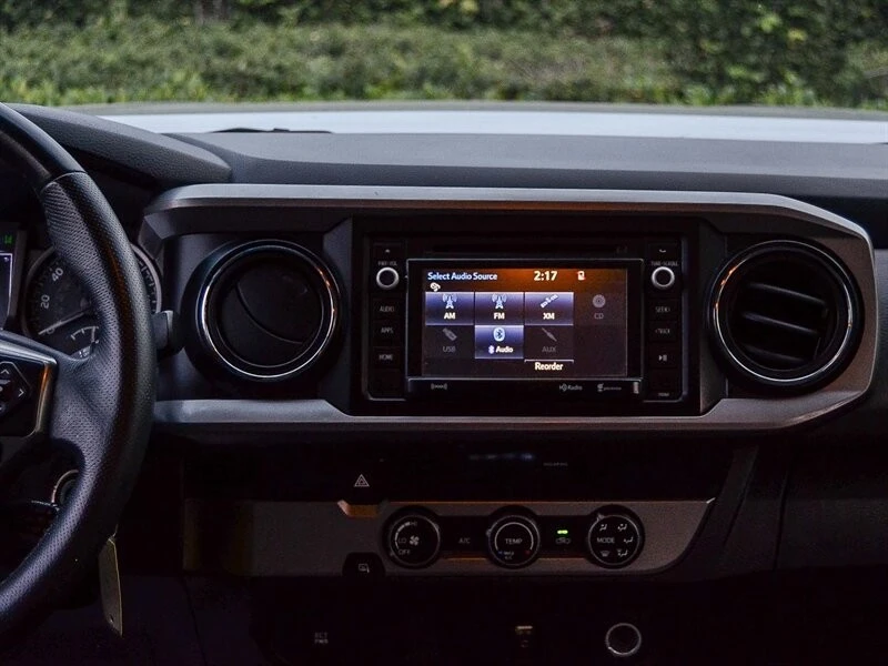 2018 Toyota Tacoma 3rd Gen - Image 17 of 21