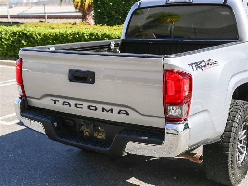 2018 Toyota Tacoma 3rd Gen - Image 8 of 21