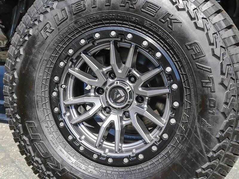 2018 Toyota Tacoma 3rd Gen - Image 12 of 21