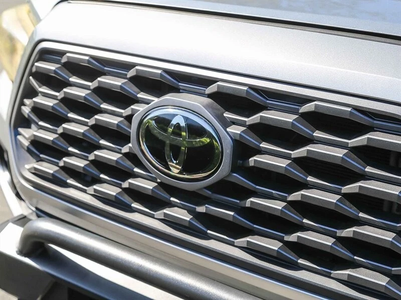 2018 Toyota Tacoma 3rd Gen - Image 14 of 21