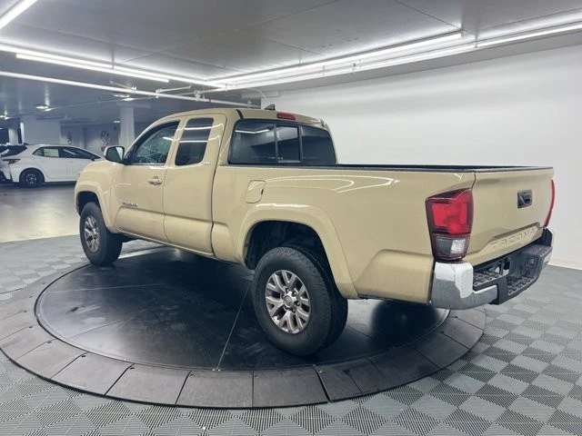 2018 Toyota Tacoma 3rd Gen - Image 3 of 9