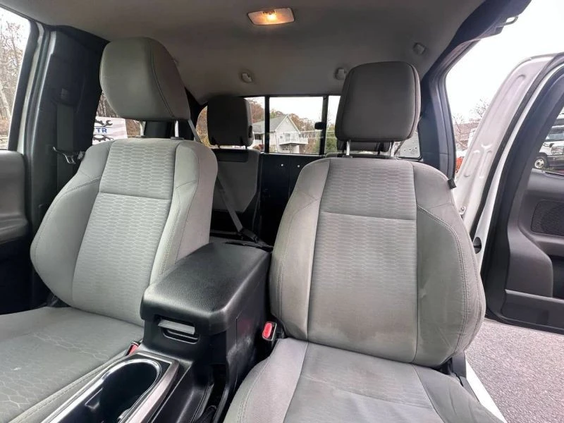 2018 Toyota Tacoma 3rd Gen - Image 11 of 12