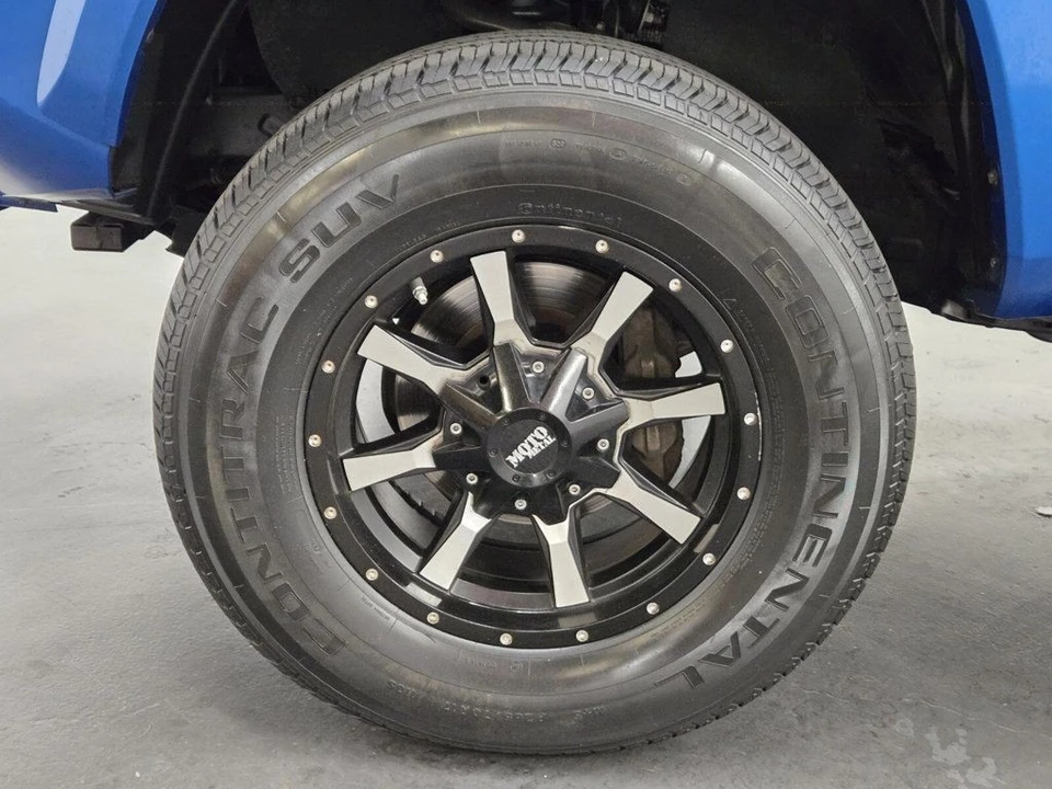 2018 Toyota Tacoma 3rd Gen - Image 5 of 21