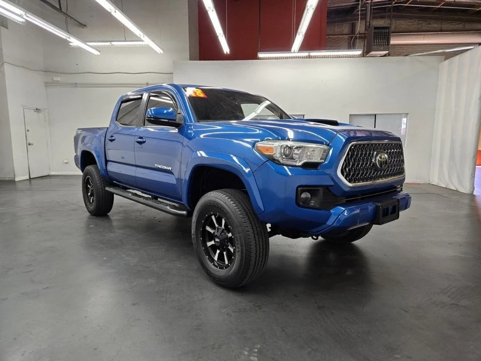 2018 Toyota Tacoma 3rd Gen - Image 3 of 19