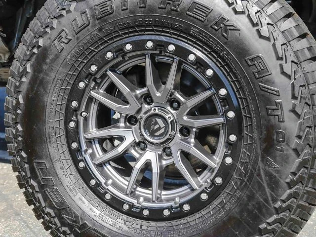 2018 Toyota Tacoma 3rd Gen - Image 14 of 21