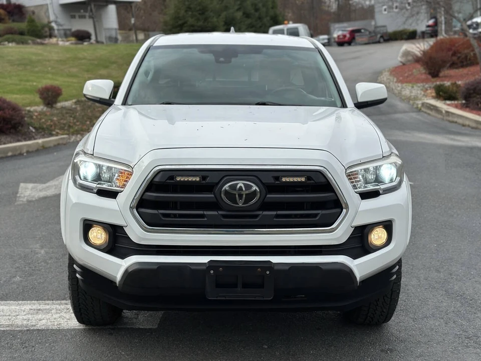 2018 Toyota Tacoma 3rd Gen - Image 3 of 12