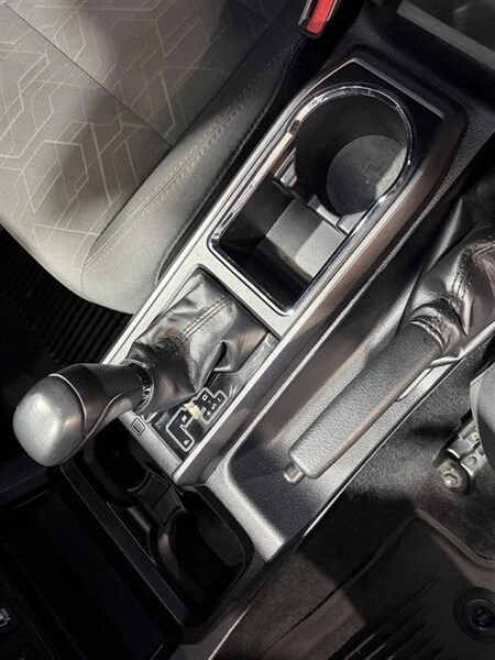2018 Toyota Tacoma 3rd Gen - Image 20 of 21