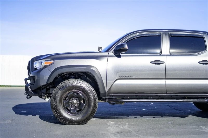 2018 Toyota Tacoma 3rd Gen - Image 5 of 21