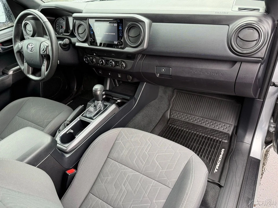 2018 Toyota Tacoma 3rd Gen - Image 17 of 21