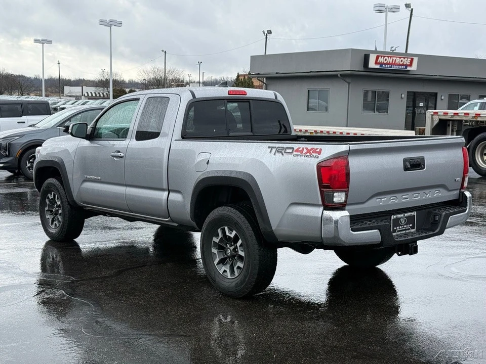 2018 Toyota Tacoma 3rd Gen - Image 5 of 21