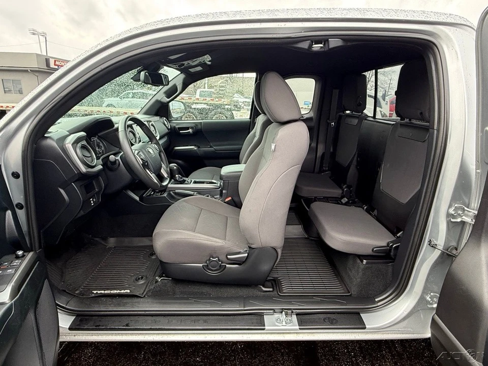 2018 Toyota Tacoma 3rd Gen - Image 14 of 21