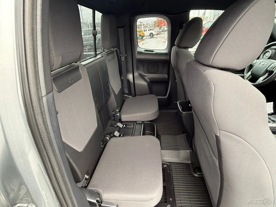 2018 Toyota Tacoma 3rd Gen - Image 16 of 21