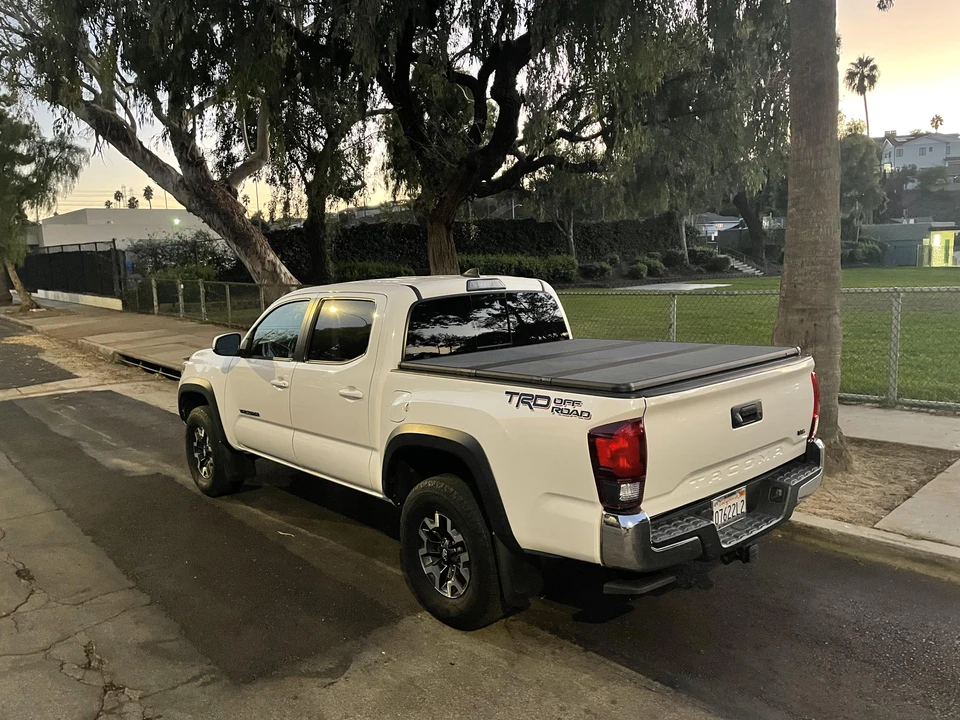 2018 Toyota Tacoma 3rd Gen - Image 13 of 31