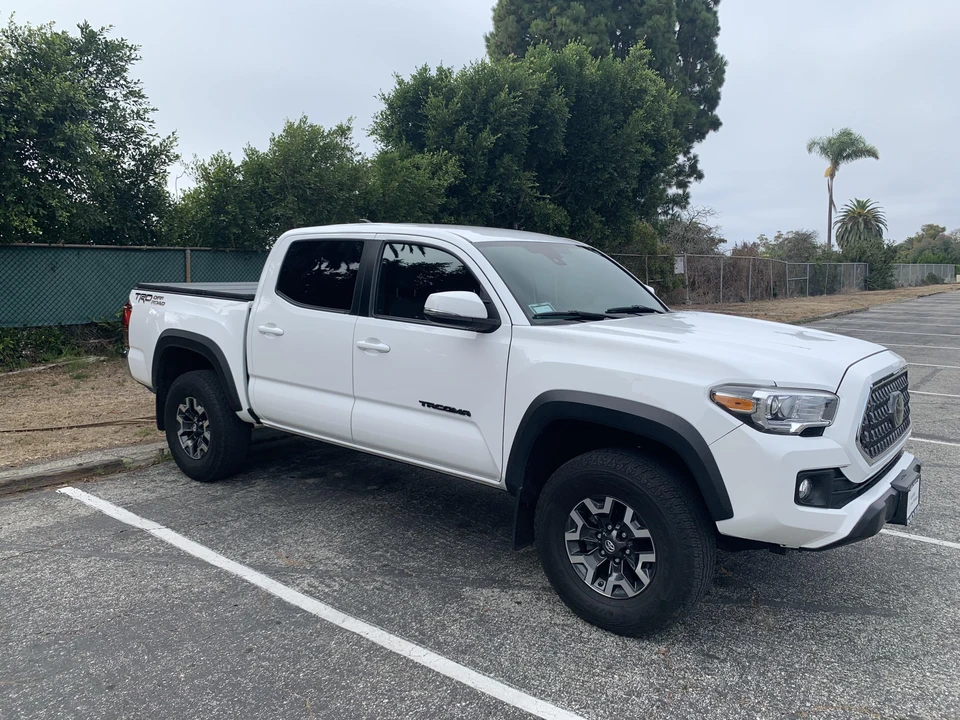 2018 Toyota Tacoma 3rd Gen - Image 19 of 31
