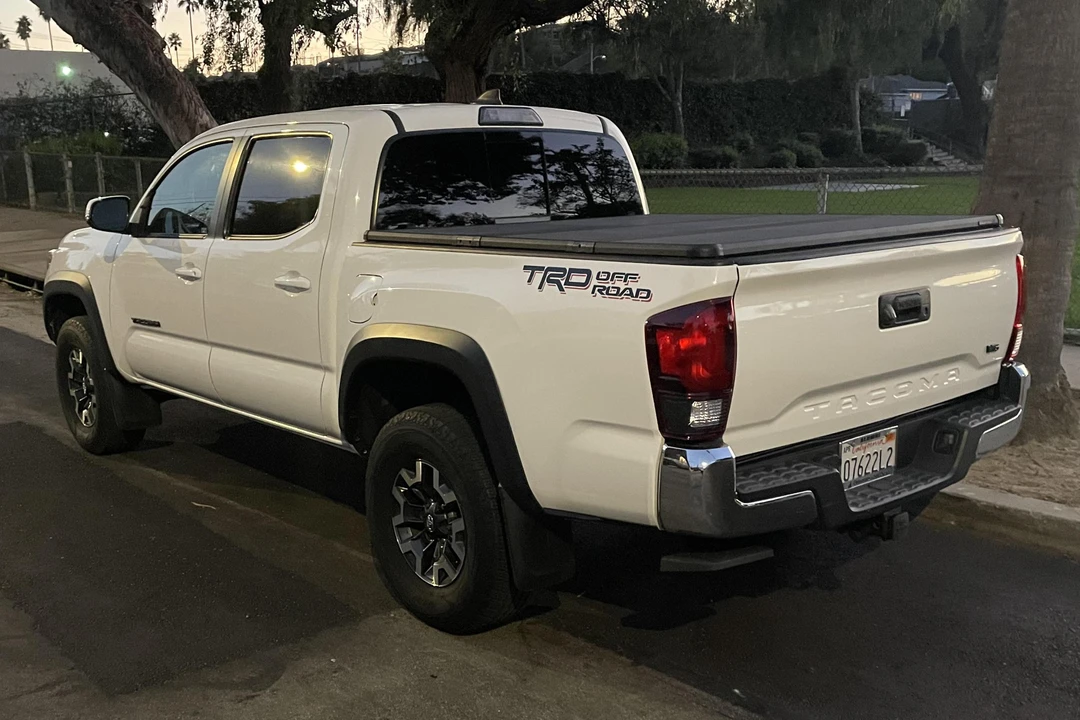 2018 Toyota Tacoma 3rd Gen - Image 4 of 31
