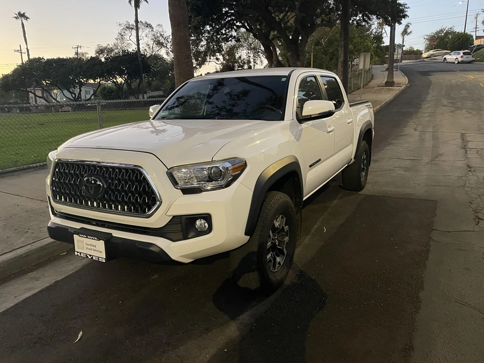 2018 Toyota Tacoma 3rd Gen - Image 7 of 31
