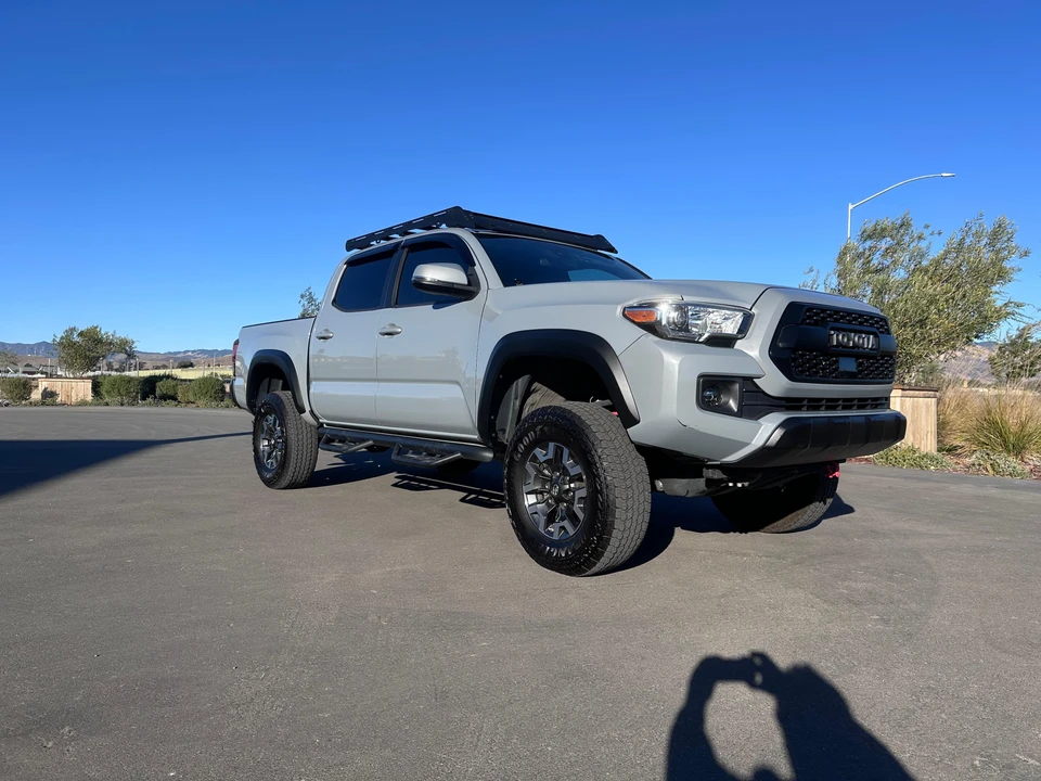 2018 Toyota Tacoma 3rd Gen - Image 29 of 31