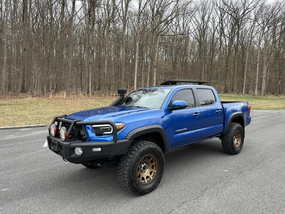 2018 Toyota Tacoma 3rd Gen - Image 10 of 31