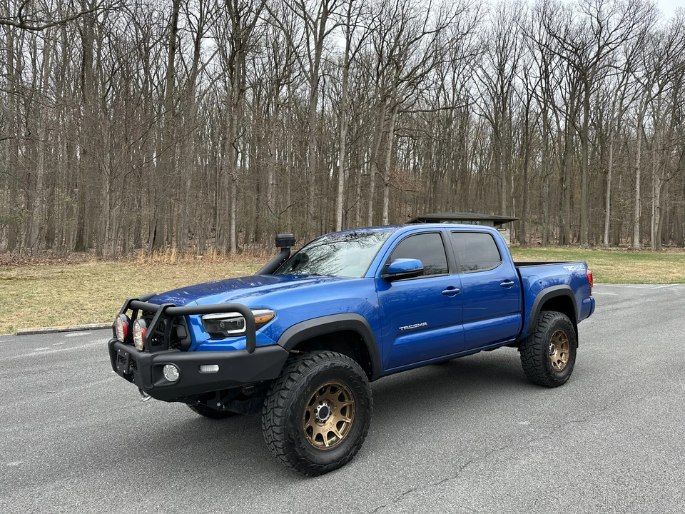 2018 Toyota Tacoma 3rd Gen - Image 11 of 31