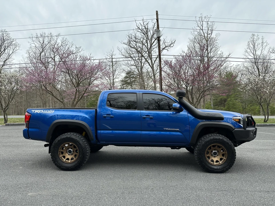 2018 Toyota Tacoma 3rd Gen - Image 19 of 31