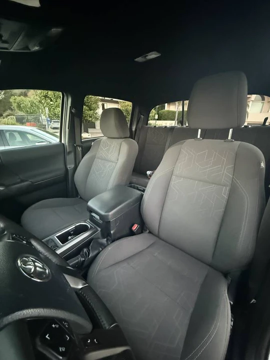 2018 Toyota Tacoma 3rd Gen - Image 4 of 5