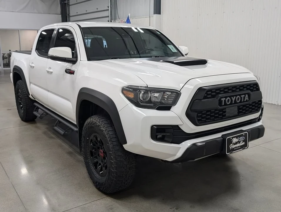 2018 Toyota Tacoma 3rd Gen - Image 5 of 10