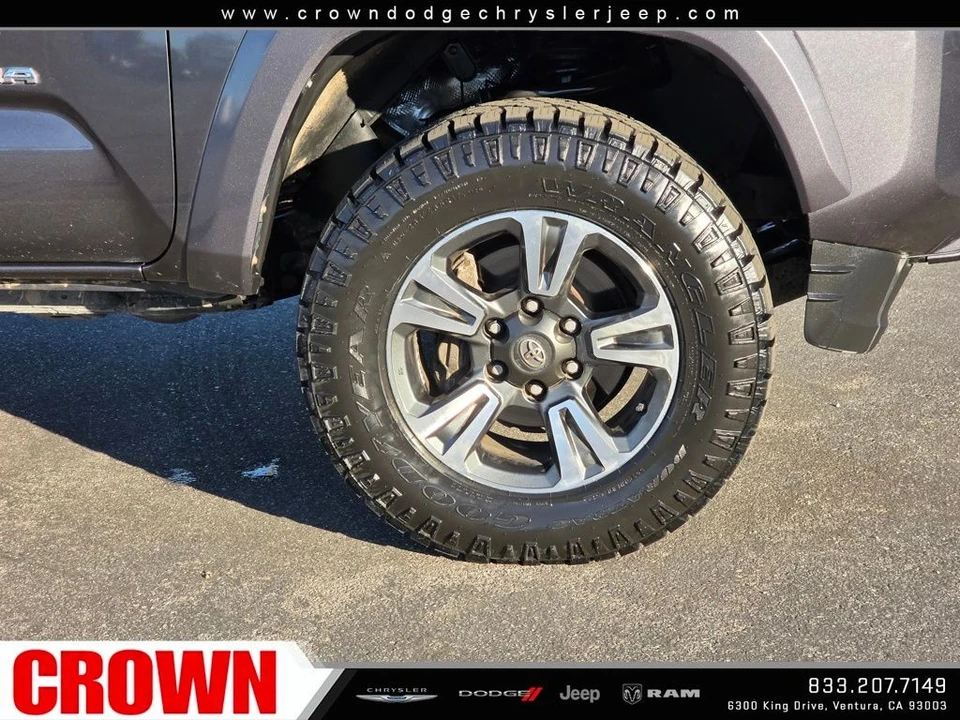 2018 Toyota Tacoma 3rd Gen - Image 9 of 12