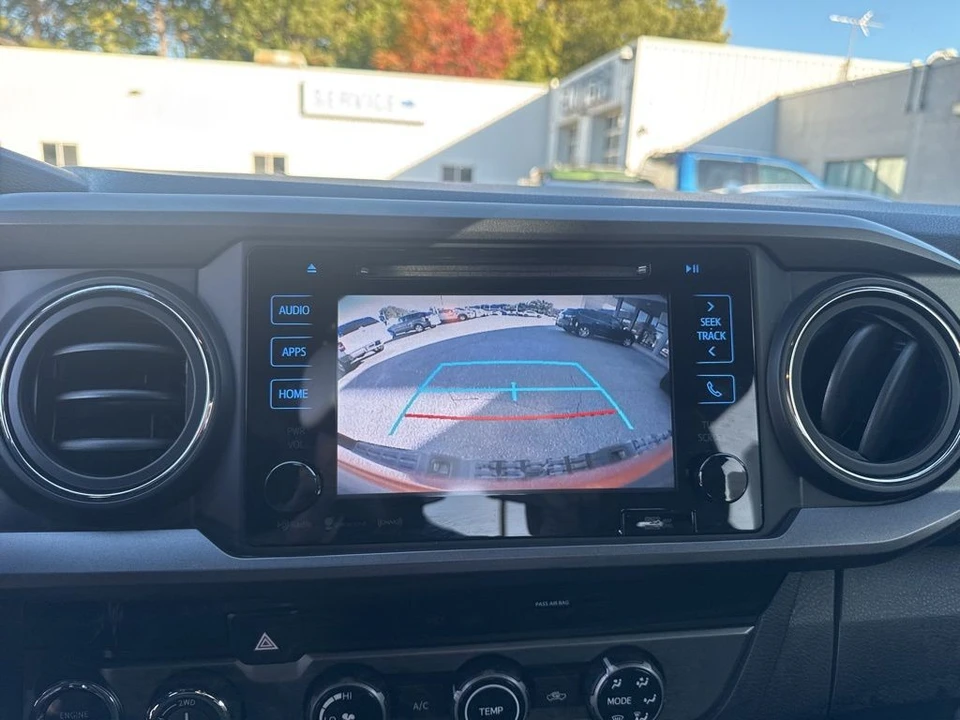 2018 Toyota Tacoma 3rd Gen - Image 11 of 12