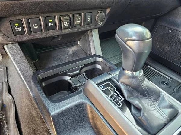 2018 Toyota Tacoma 3rd Gen - Image 15 of 21