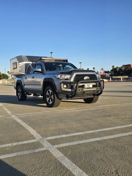 2018 Toyota Tacoma 3rd Gen - Image 4 of 31