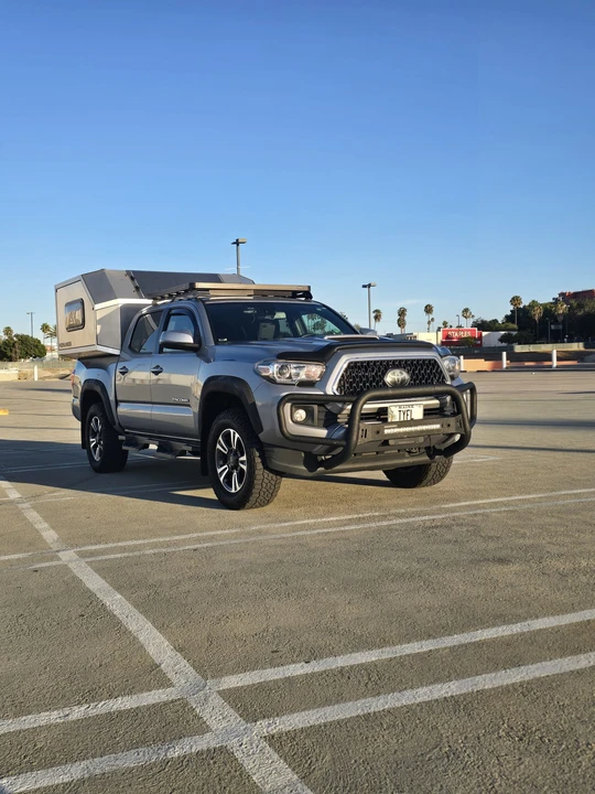 2018 Toyota Tacoma 3rd Gen - Image 5 of 31