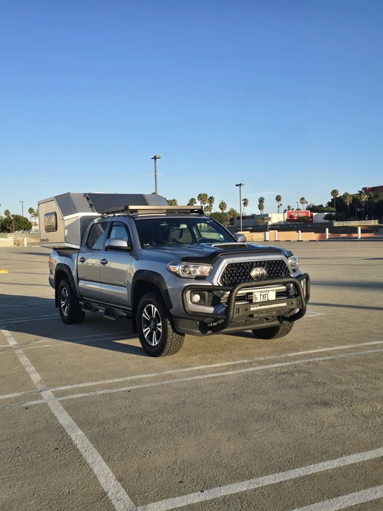 2018 Toyota Tacoma 3rd Gen - Image 10 of 31