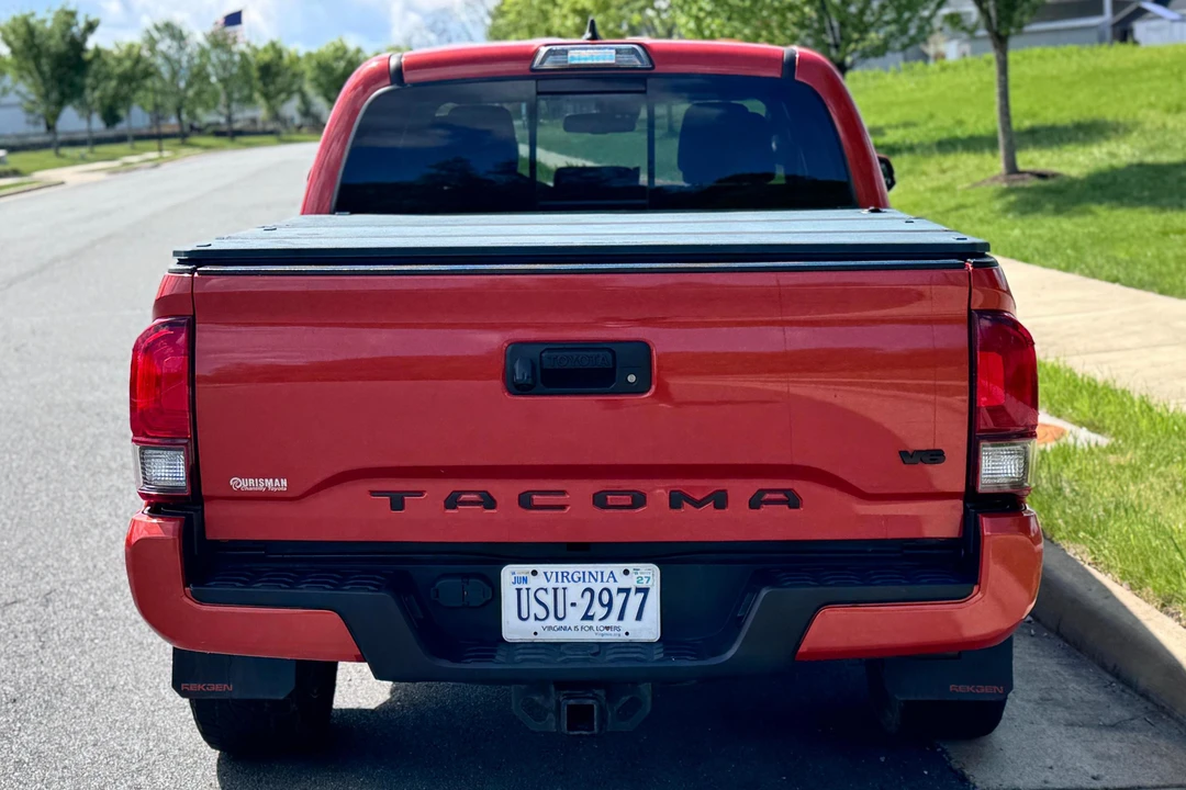 2018 Toyota Tacoma 3rd Gen - Image 5 of 31