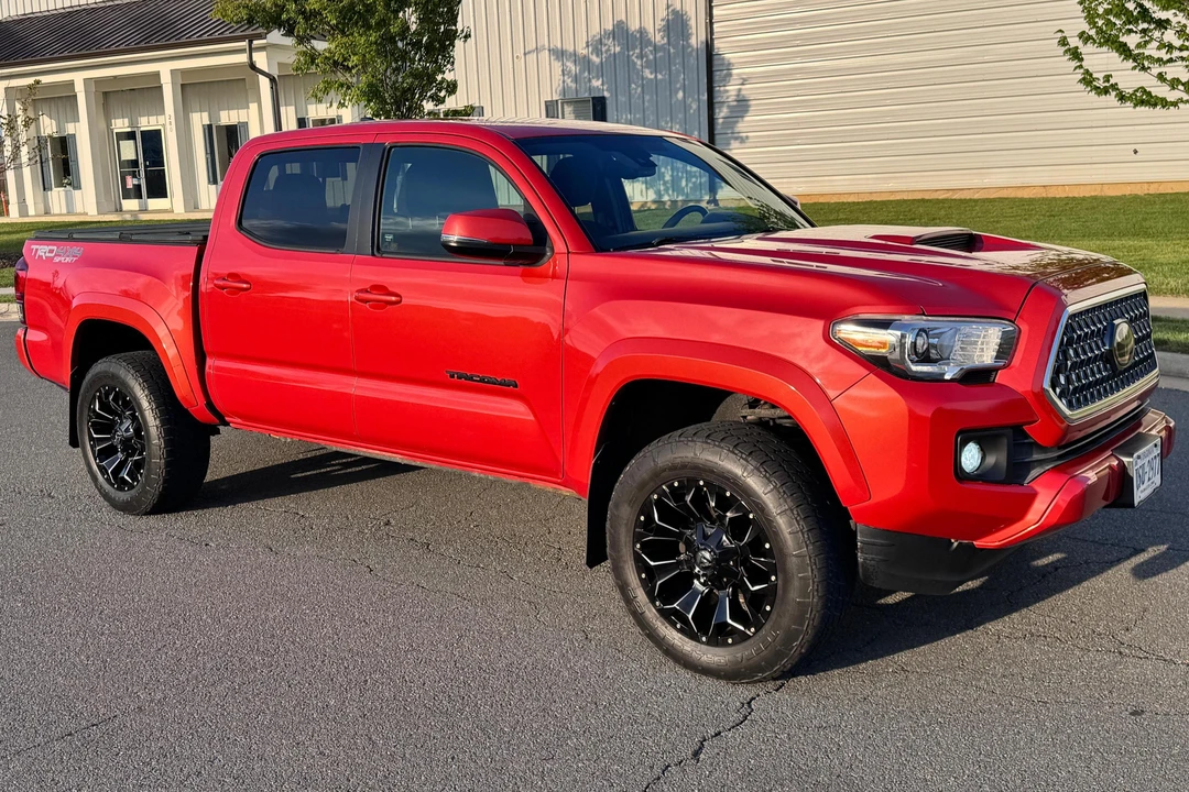 2018 Toyota Tacoma 3rd Gen - Image 3 of 31