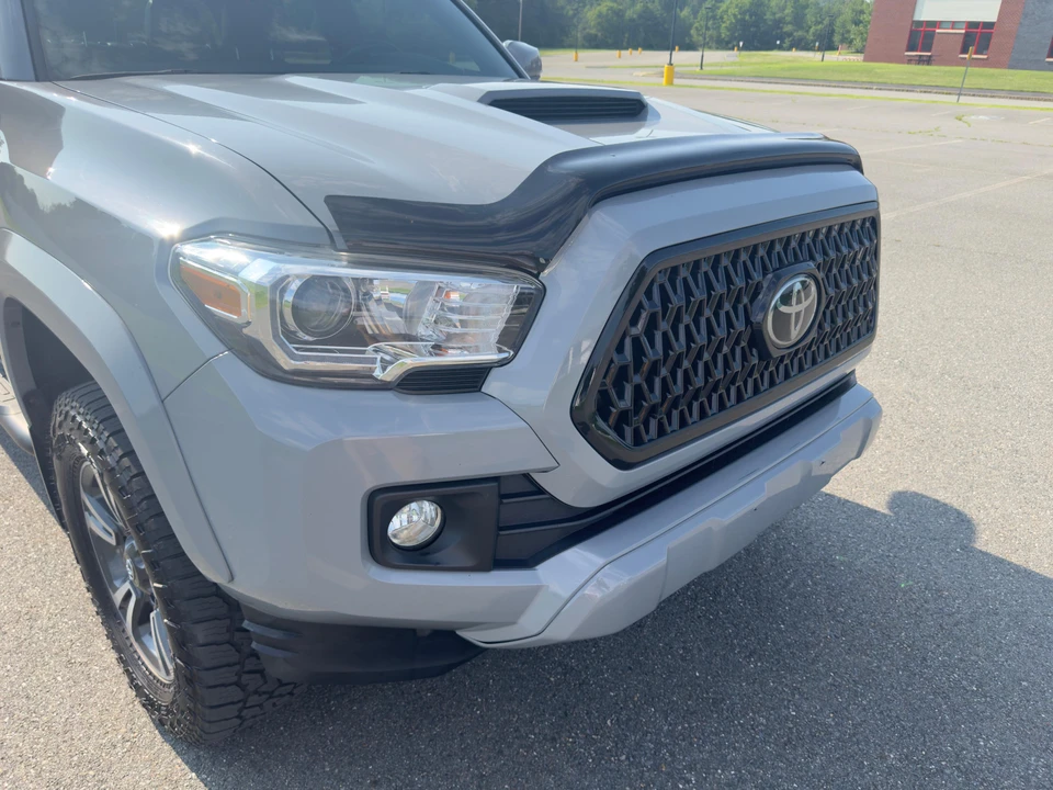 2018 Toyota Tacoma 3rd Gen - Image 18 of 31